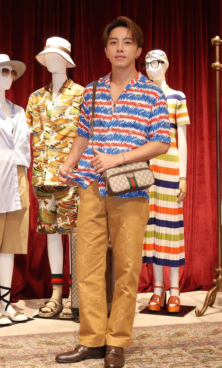 坤達自爆夏日穿搭中少不了各式具有防曬功能的單品，還笑說有曾因皮膚色差導致無法連戲的經驗。莊宗達攝