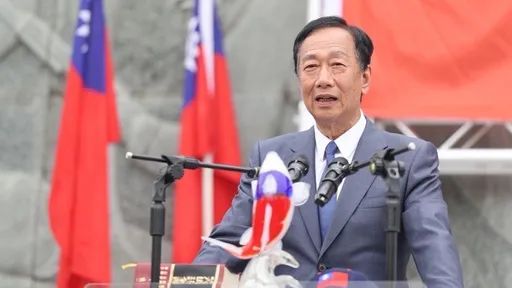 爆蓝内幕最终章！黄光芹完整交代「与郭台铭通话」始末