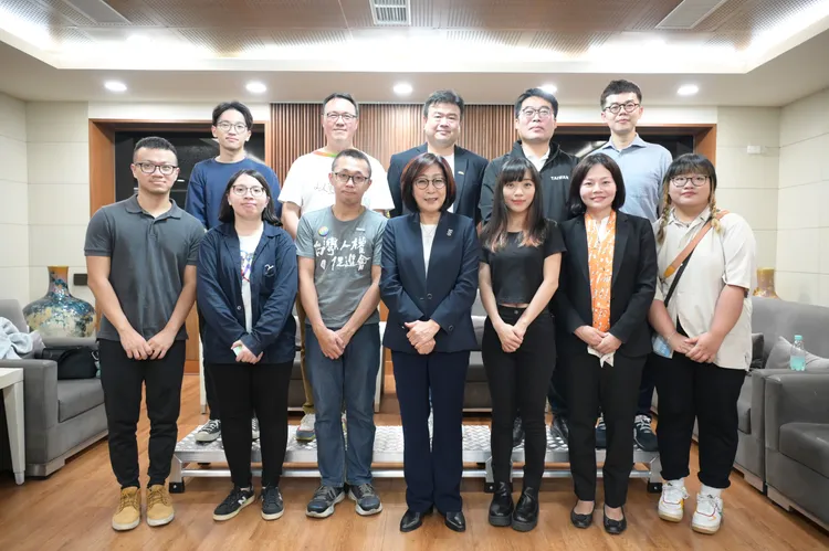 康裕成強調，她將努力推動性平議題的相關溝通，彰顯進步議會及人權城市的最高價值。議會提供