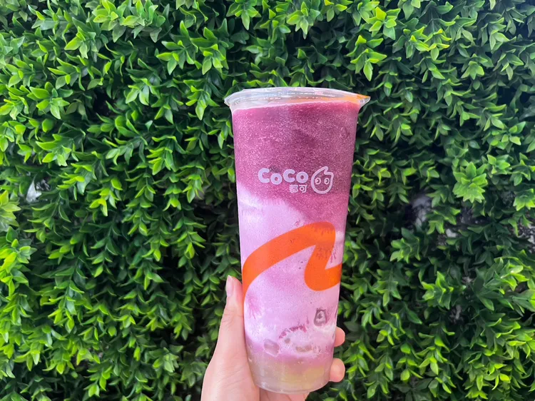 5/13推出星空葡萄(大)第2杯6折。業者提供