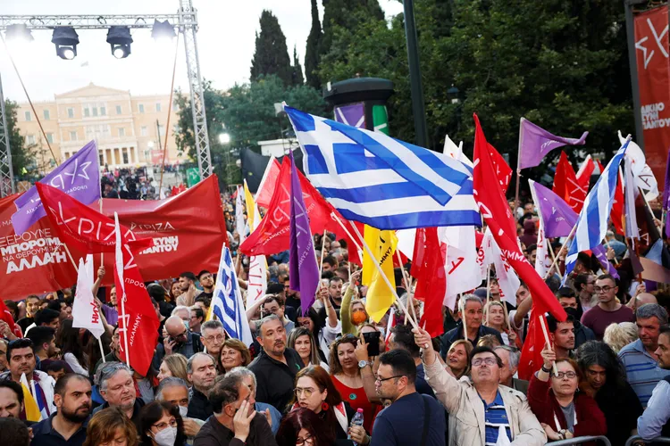 齊普拉斯的支持群眾。路透社