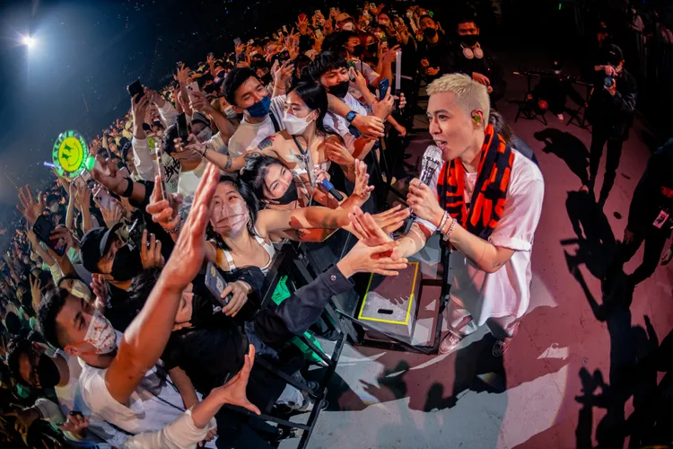 周湯豪下月3日將在高雄巨蛋演出。