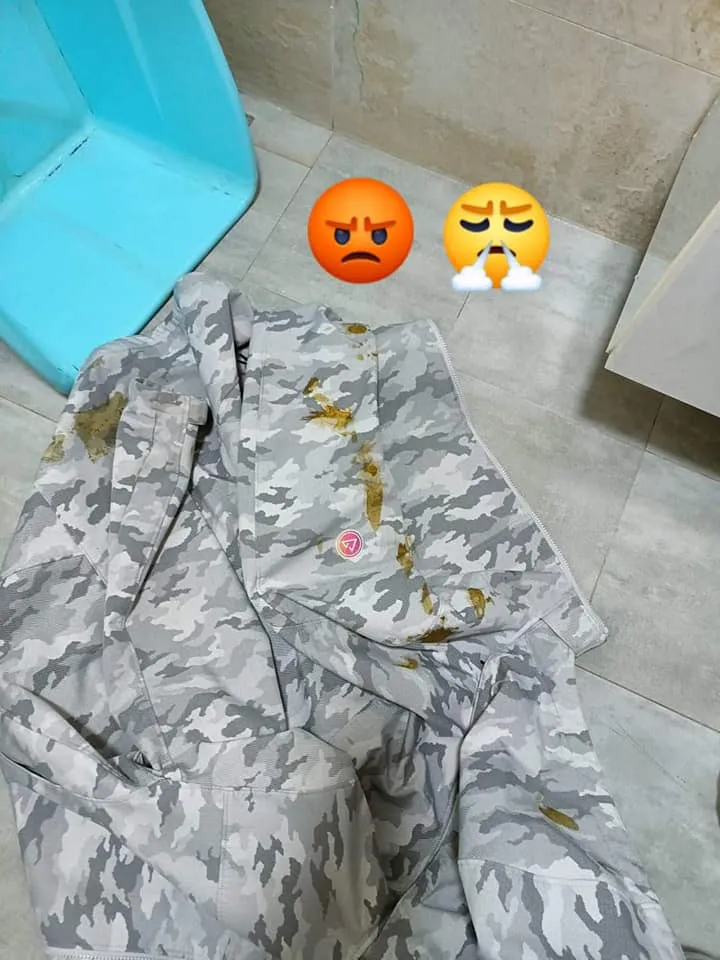 外套上有糞便。取自新竹爆料公社