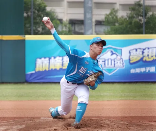 效法日籍球星千賀滉大的「幽靈指叉球」!孫易磊玉山盃4.2局飆10K