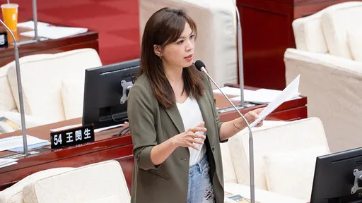 郭台銘「驚句連爆」挨砲火 鍾沛君:民進黨解決提出問題的人