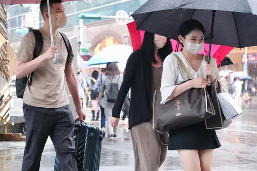 雨勢愈晚愈大！一圖看懂降雨熱區　母親節低溫下探20°C