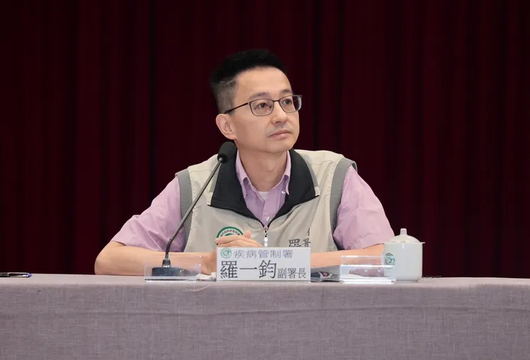 羅一鈞說，即起每周一到周五會將相關資訊公佈到官網。彭欣偉攝