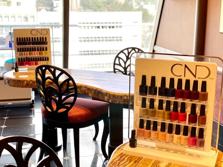 歌詩達郵輪莎倫娜號上的美容中心除了可以護膚、做指甲之外，甚至還能牙齒美白。曾仲葳攝