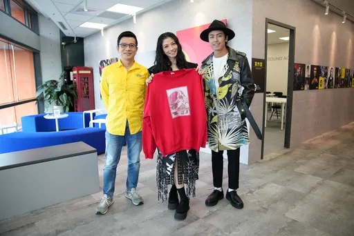 李千娜大一女儿参加歌唱比赛 过来人传授3绝招应战