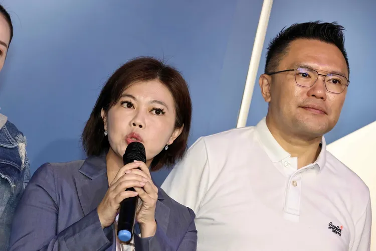 游淑慧（左起）和張斯綱均為現任議員轉戰選立委。施昂強攝