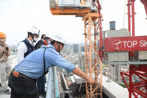 中捷1死10傷塔吊基座仍高懸 憂強颱「瑪娃」來襲再釀災!無法移除原因曝光