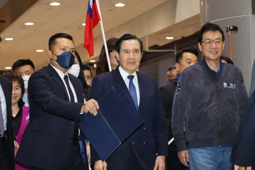 馬英九批「兩岸互不隸屬說」違憲挨轟！　馬辦再搬這人嗆總統府「欺瞞國人」