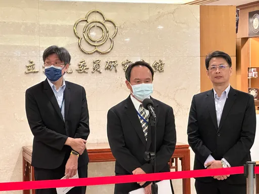 好市多莓果掀食安風暴! 食藥署喊邊境控管拉到最高等級:百分之百查驗