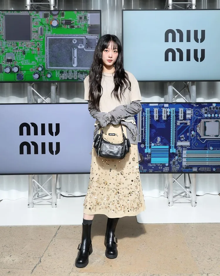 李瑜美是MIU MIU的形象大使，今年3月更赴巴黎欣賞品牌2023秋冬大秀。翻攝leeyoum262 IG