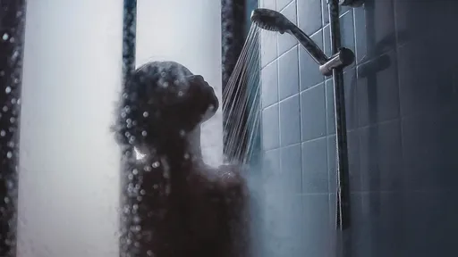 氣溫42℃「1個月洗2次澡最適宜」　四川水公司聲明被罵爆