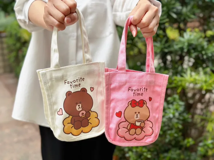 LINE FRIENDS限定款飲料提袋。業者提供