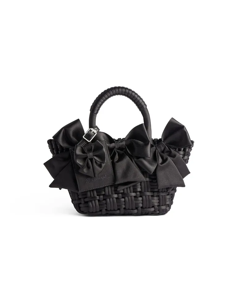 Bistro蝴蝶結裝飾手提包，4萬6200元。品牌提供