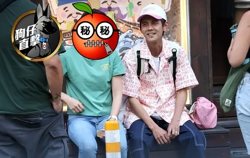 狗仔直擊｜先別管小甜甜謝忻！阿翔又跟「混血妹」在路邊拉包包哈菸談心
