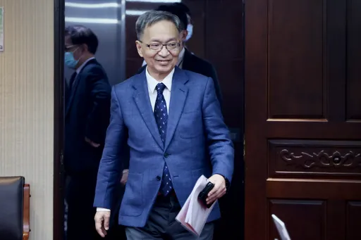 阿銘猛攻BNT採購爭議　薛瑞元嚴正駁斥：破局非因「獨立台灣」