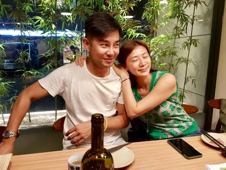 謝承均（左）一直是個讓人放心的男主角，右為連靜雯。翻攝謝承均臉書