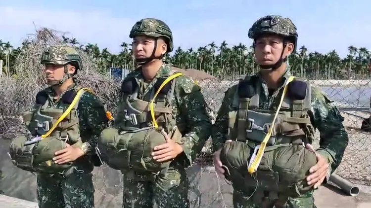 傘訓學員精神十足。莊全成提供