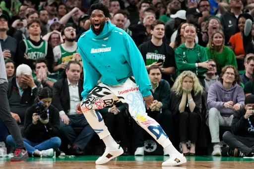 終於拿到了！恩比德首奪NBA年度MVP大獎　約科奇3連霸夢碎