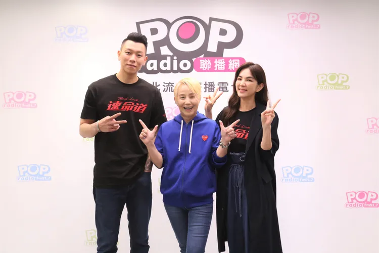瘦子（左）和Ella接受李明依專訪。