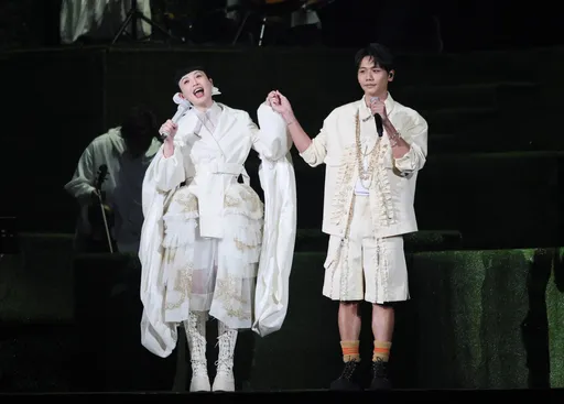 魏如萱離婚7個月「緋聞男友」現身 十指緊扣一路抱回房間