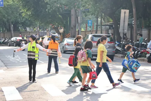 腸病毒疫情維持高原期 羅一鈞:未來2周反轉待觀察