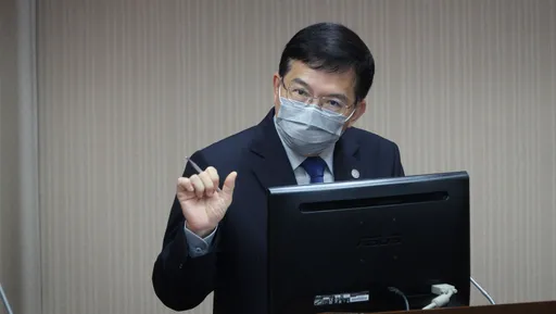 台鐵局官員到im.B主嫌豪宅開趴 交長曝調查進度