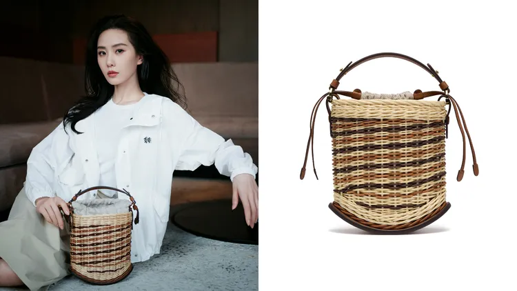 劉詩詩（左，翻攝詩詩的小板報微博）日前曬出與DELVAUX春夏新款Pin Mini Bucket Osier手袋的同框合照；DELVAUX原麻色Pin Mini Bucket Osier柳條編織包（右，品牌提供），11萬6300元。