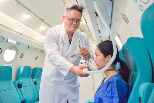 腦霧害她丟飯碗！靠高壓氧治療好轉　醫籲把握前3個月黃金期