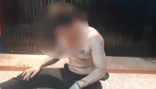 刺青男持空氣槍大鬧萬華獅子林 躺地打滾耍無賴!口袋掉出這東西被逮