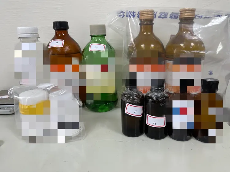 ，楊姓父子檔從海外購入化學原料在住家煉製K他命毒品。讀者提供