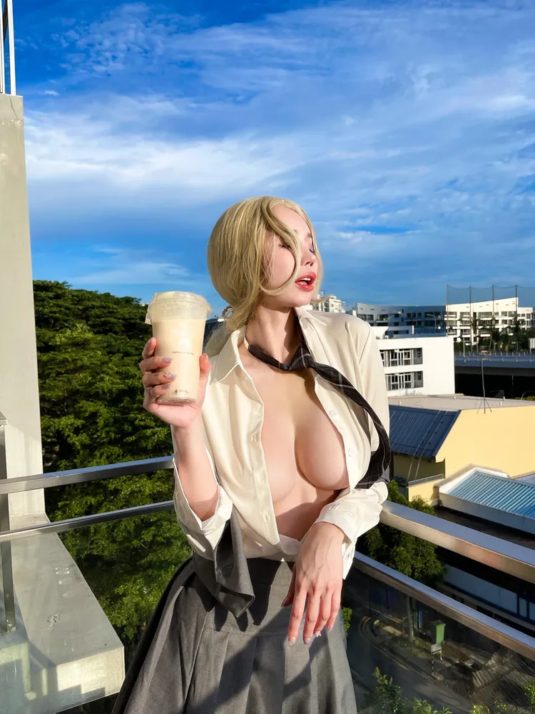 辛尤里作風大膽。引自辛尤里臉書