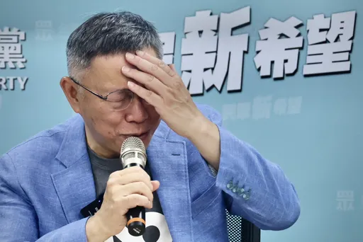 連勝文以「岳飛」評郭台銘　柯文哲大笑：下意識說出實話