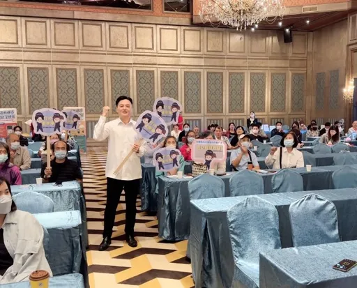 打詐民宿隊!全民反詐啟動日 宜蘭2000家業者誓師響應