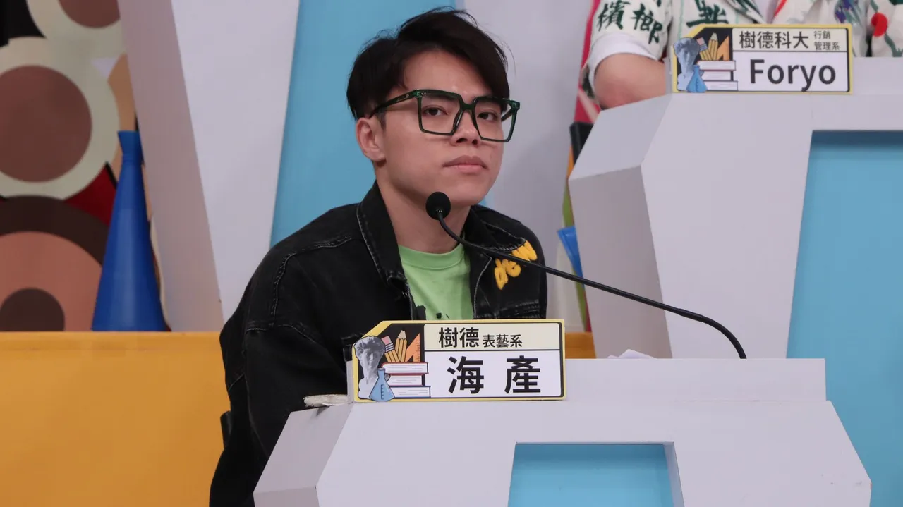 李多慧一舉動,諧星海產慘被人身攻擊。中天提供