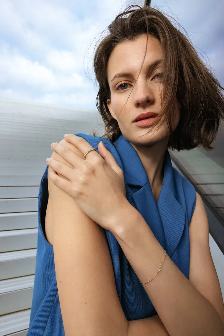 喬治傑生所採購的再生金質原料，從來源、追蹤及處理方式皆具備可追溯性，並且具備和採礦金相同的純度、色澤和特性，不減質量。品牌提供