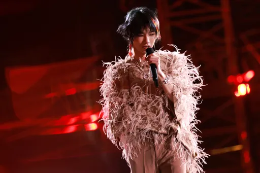 華晨宇數位專輯賣破90萬張 成都開唱再曝喜訊