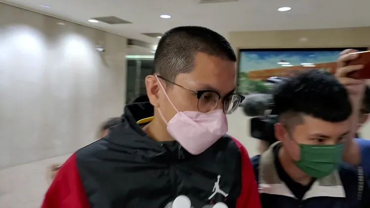 原始債權人李耀吉200萬交保。呂志明攝