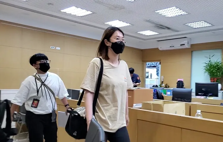 行政人員陳君如3萬交保。呂志明攝