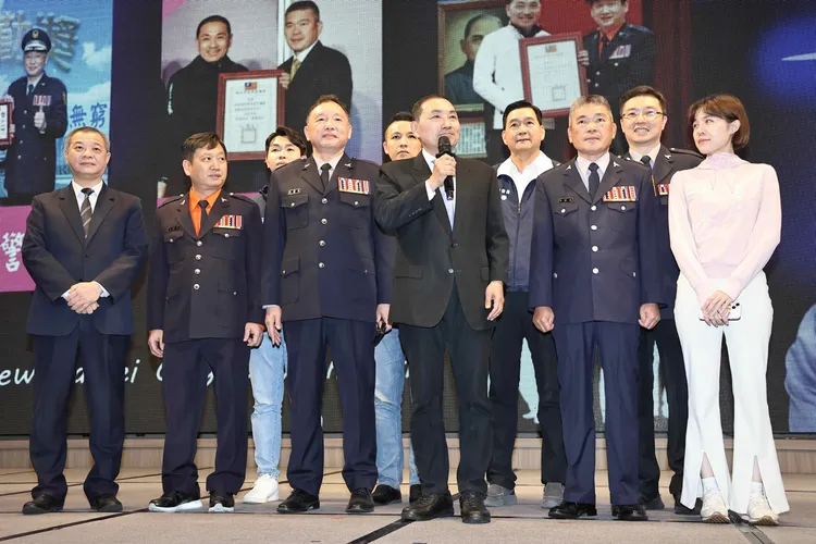 主辦單位憂心模糊焦點，有特別交代大家不可以喊凍蒜或是總統好。施昂強攝