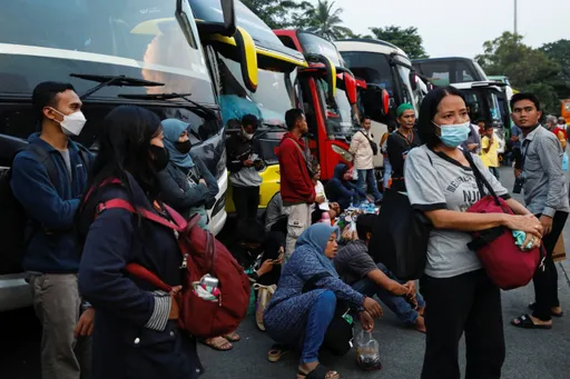 印尼開齋節後確診數攀5倍 日增2000病例