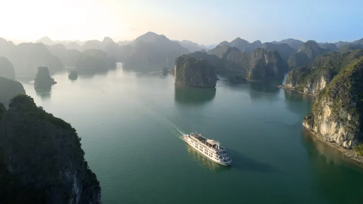 可樂旅遊獨家包船規劃「天堂斐儷號」台灣首發團。天堂斐儷號提供