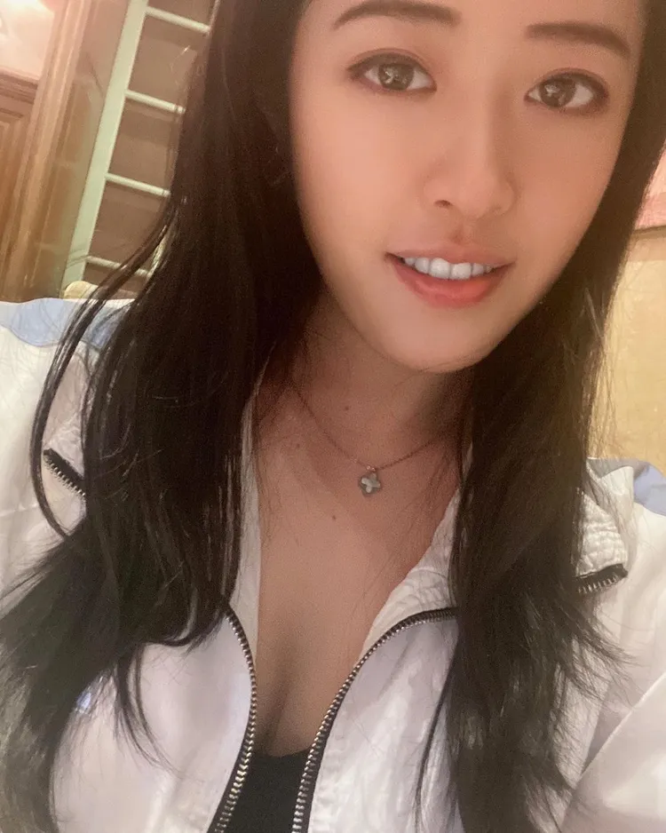 資深玉女歌手李碧華25歲女兒陳若妍。翻攝陳若妍IG