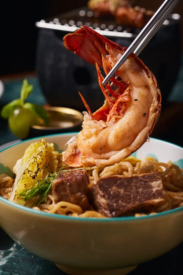 海陸雙饗牛肉麵。業者提供