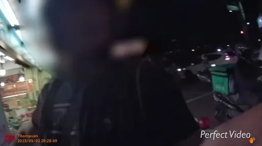通緝犯騎車停紅燈被警認出　無奈嘆：你眼睛怎麼這麼利啊
