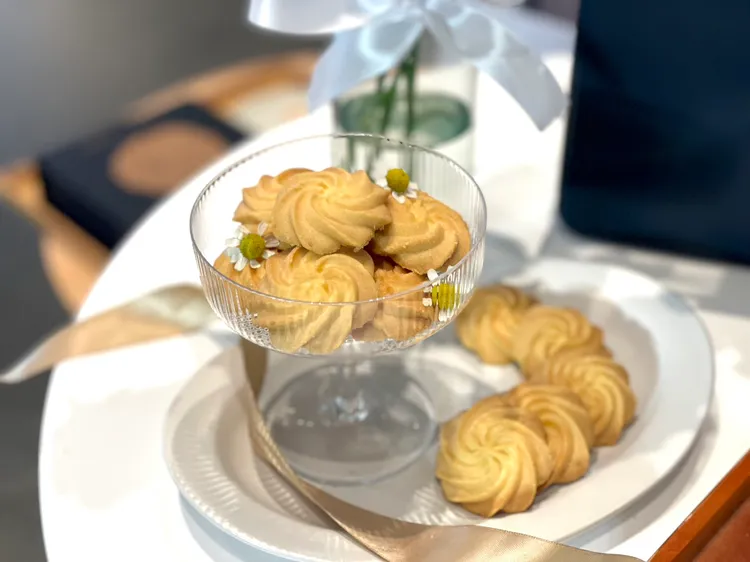 頂級手工曲奇餅使用紐西蘭100%古法桶製的頂級「金桶奶油」與「喜馬拉雅山玫瑰鹽」製成。曾仲葳攝