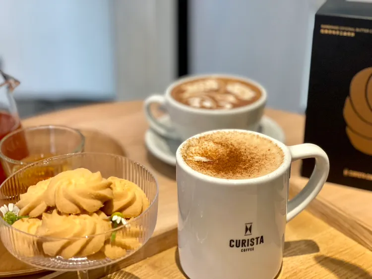 奎士咖啡推薦3款飲品搭配曲奇餅享用。曾仲葳攝